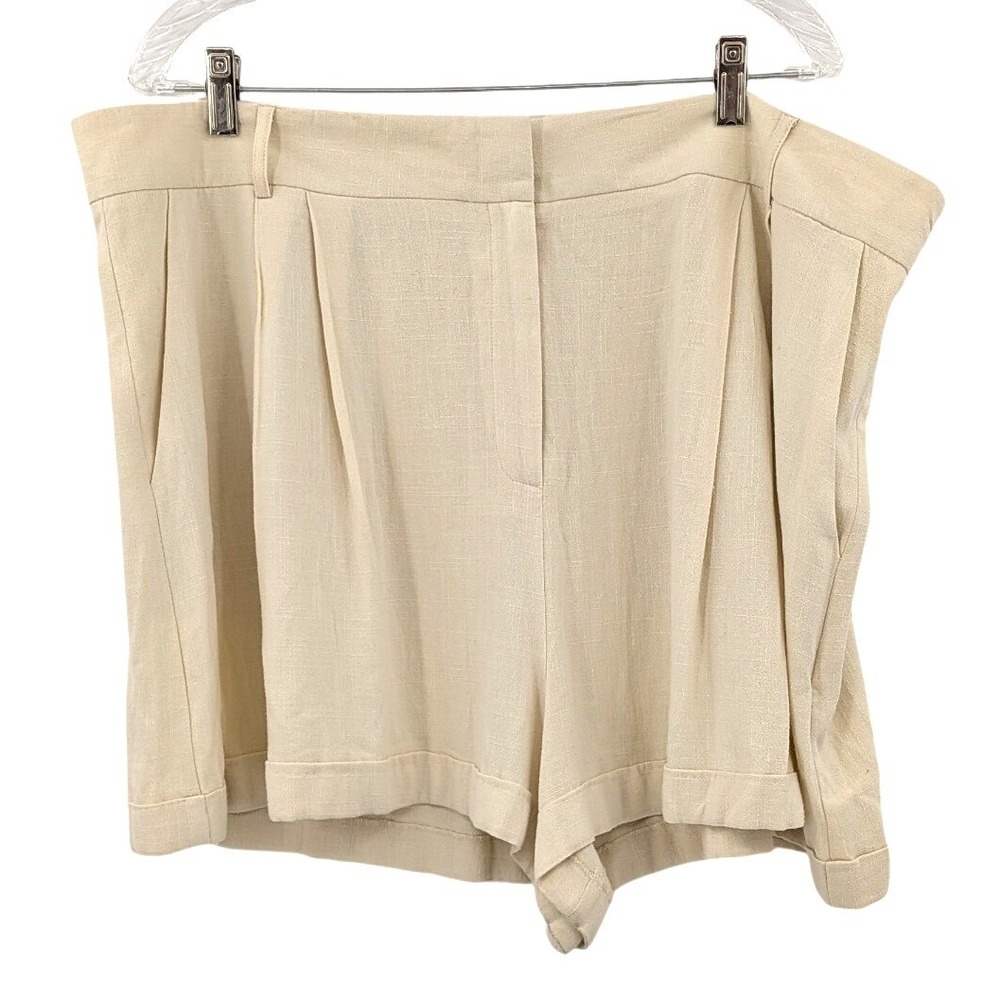 ASOS Curve Linen Blend Shorts Plus Size Cream Pleated High Rise Tailored 18